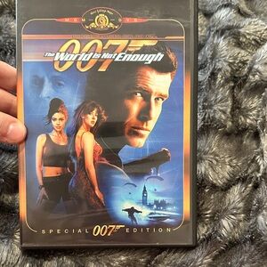 The World Is Not Enough DVD Special Edition 007 James Bond